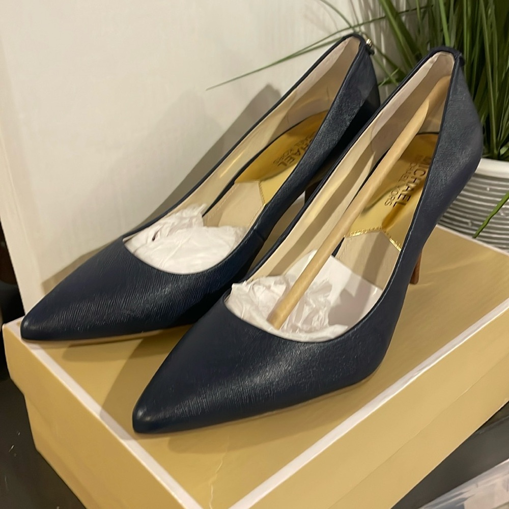 Michael Kors NEVER BEEN WORN